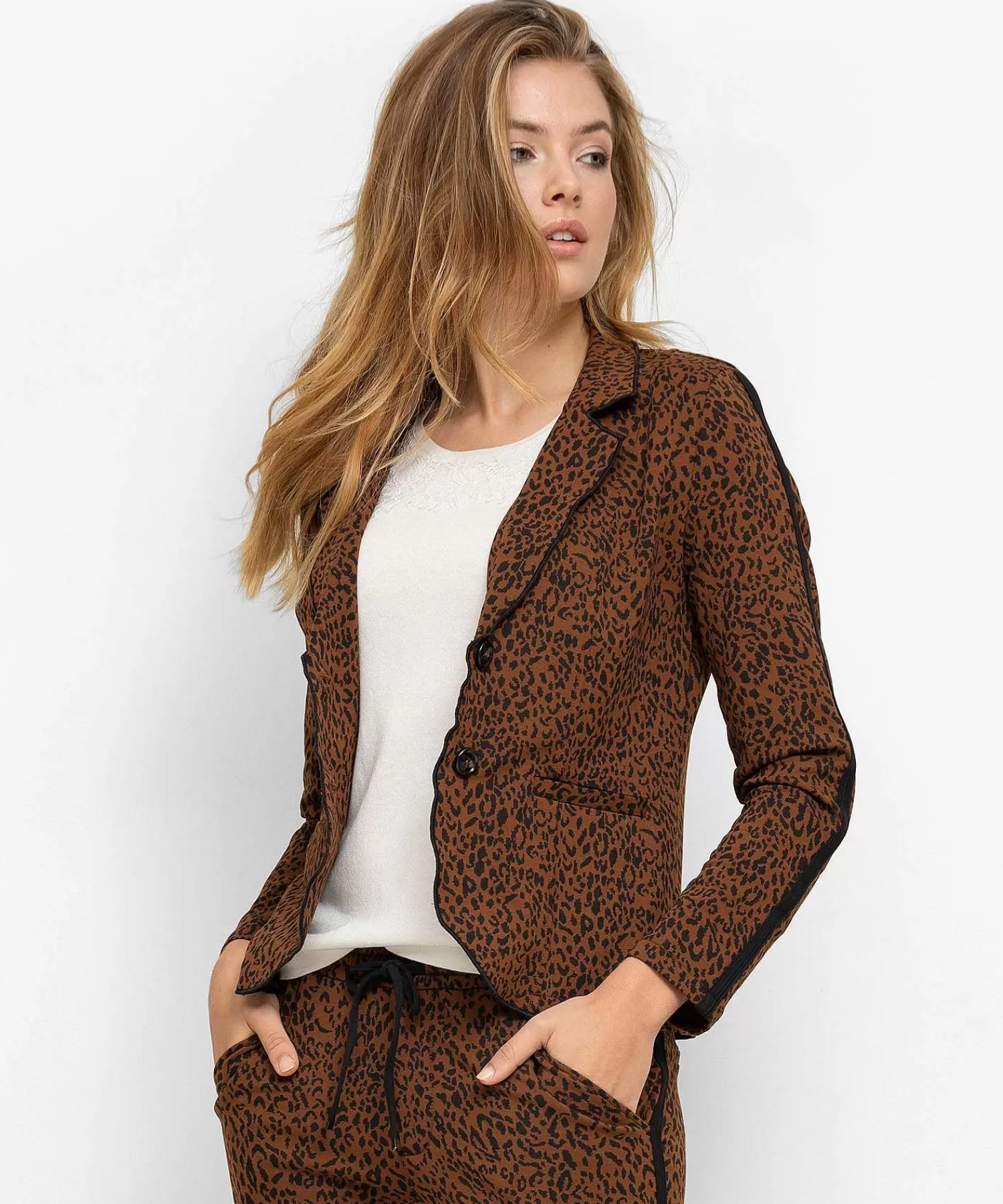 GIULIA E TU Blazer Estampado Animal Fashion