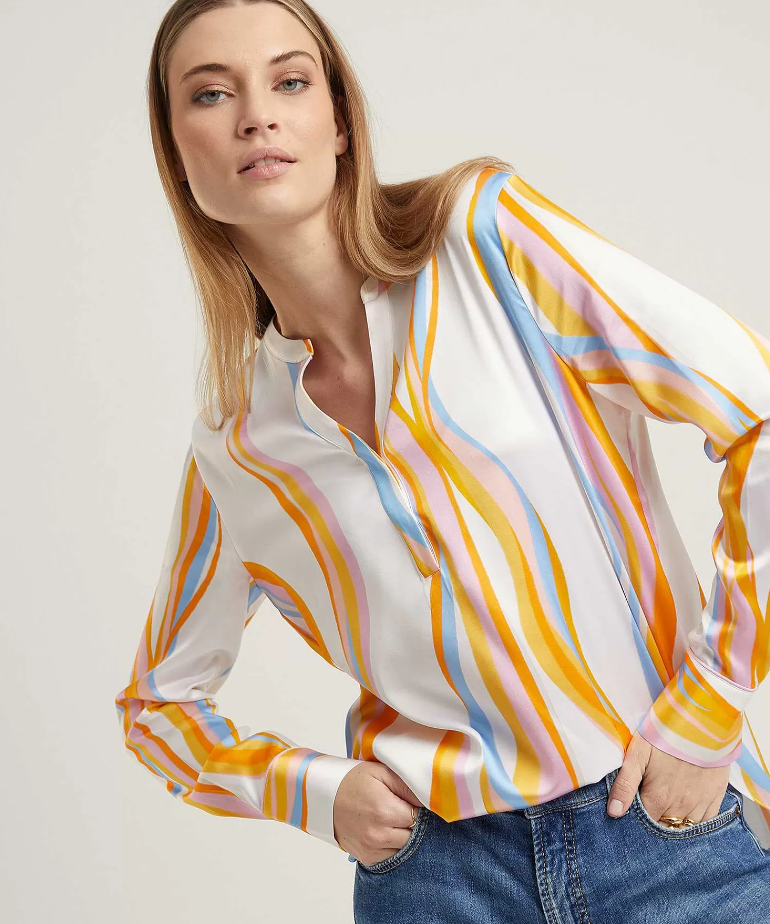 Herzen's Angelegenheit Blusa Angelegenheit De Herzen Con Estampado De Llamas De Seda Outlet