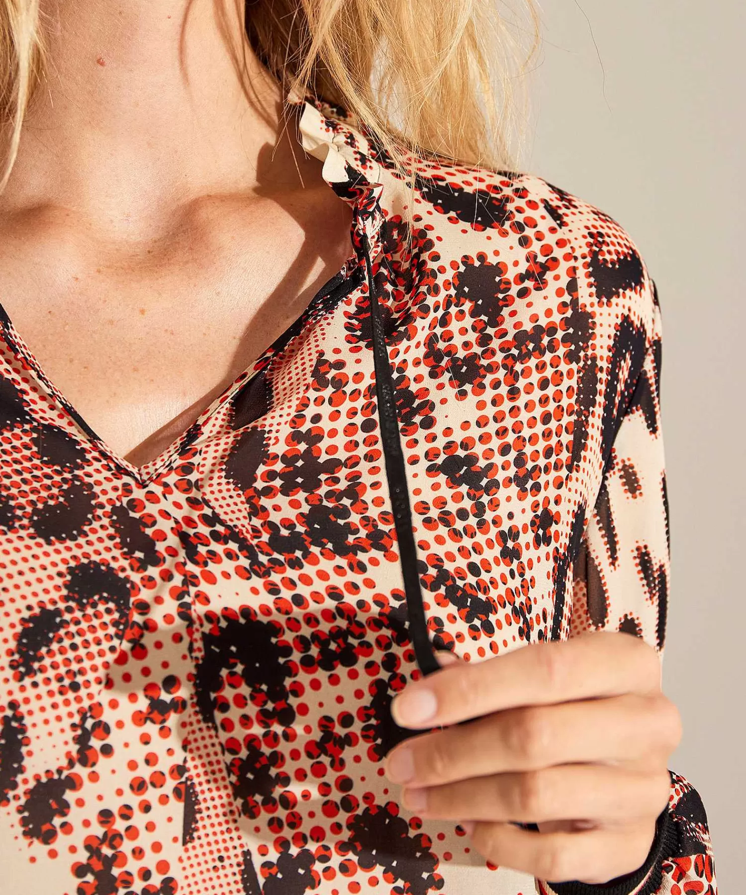 Marc Cain Sports Blusa Deportiva De Gasa Con Estampado De Pantera De Marc Cain Online