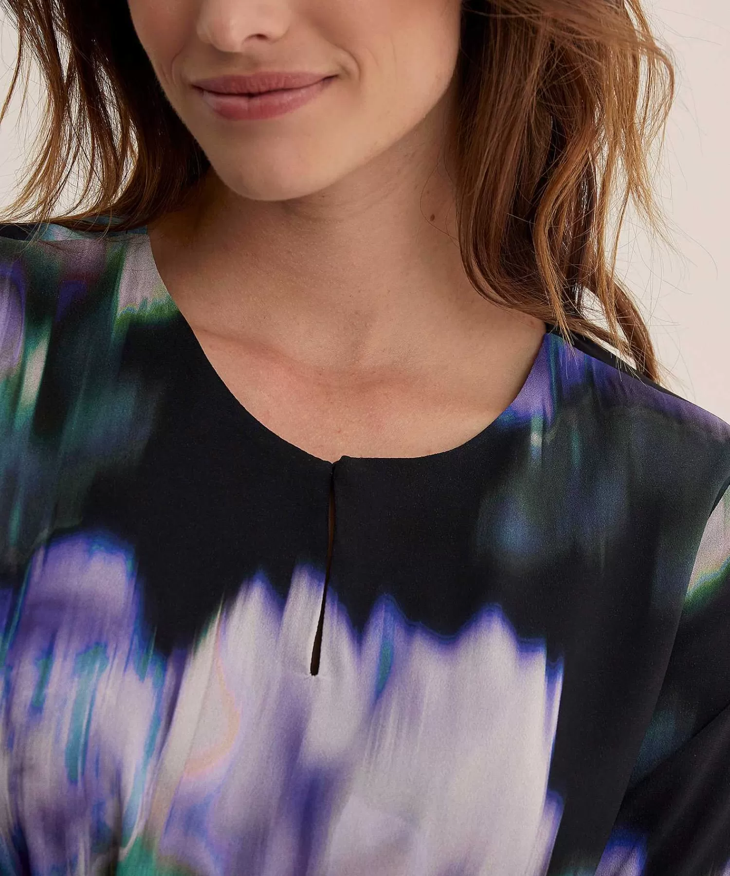 KYRA Blusa Estampado De Flores Descoloridas Wendy Store