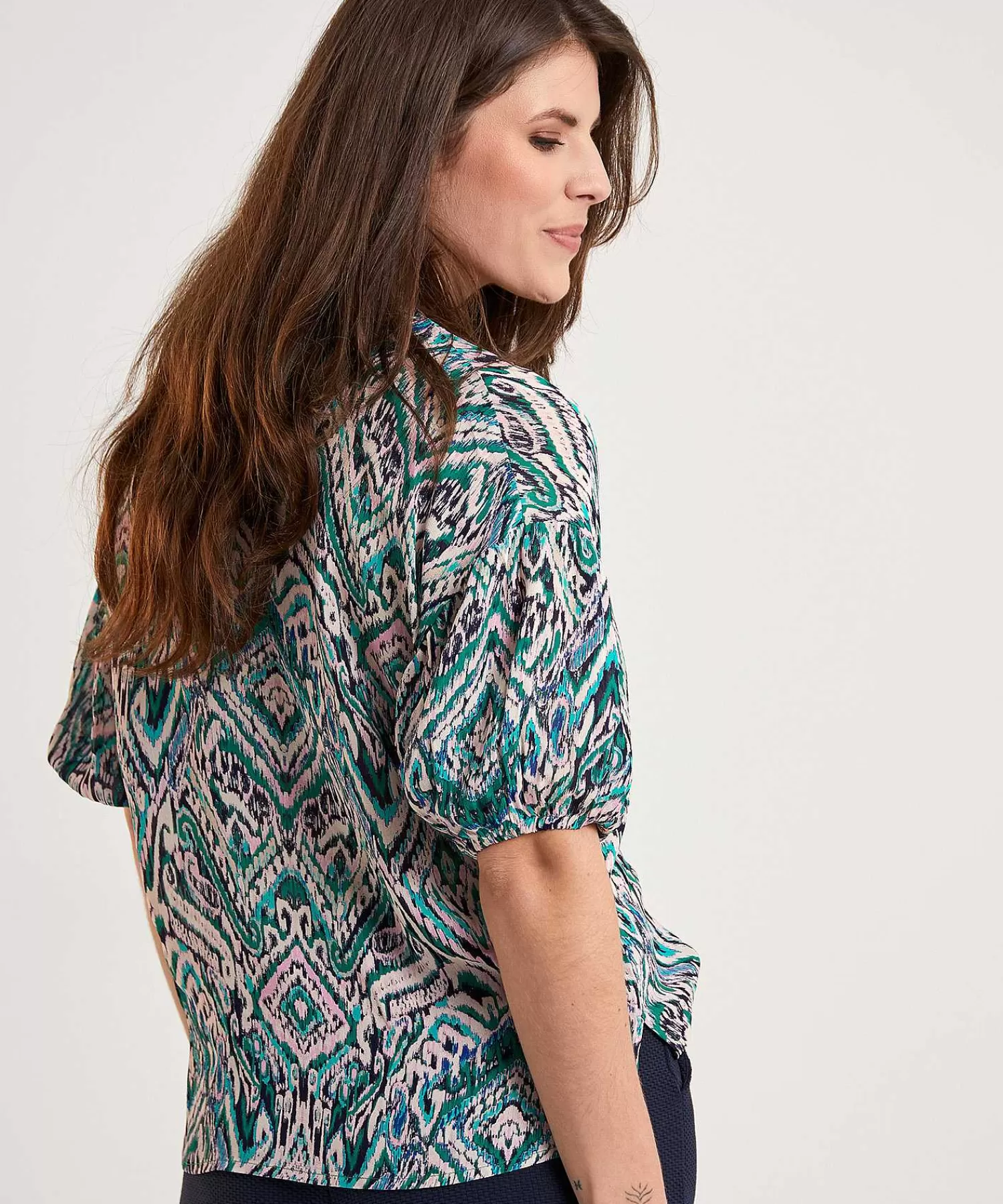 KYRA Blusa Estampado Ikat Titia Store
