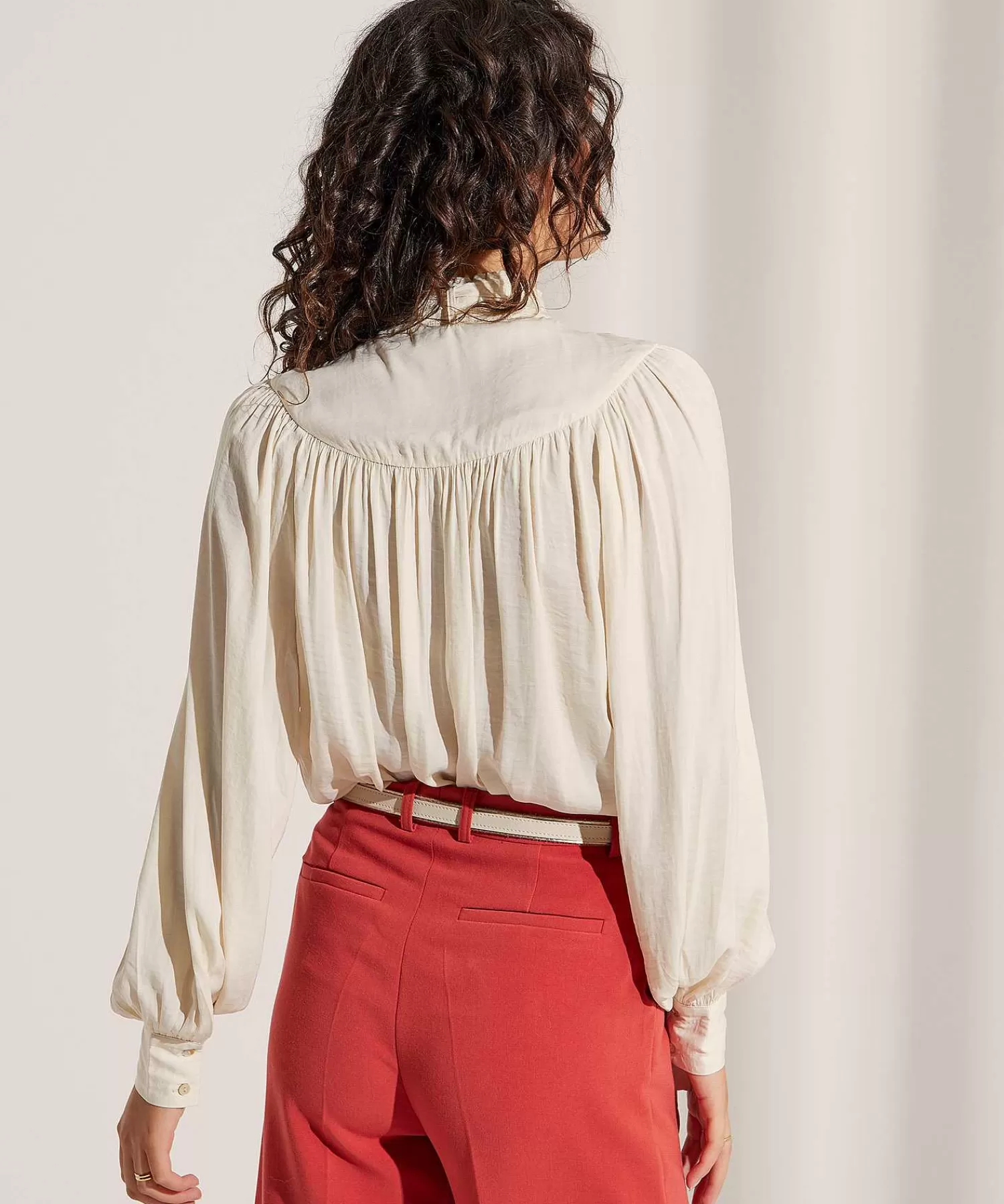 Summum Blusa Drapey Saten Con Lazo New