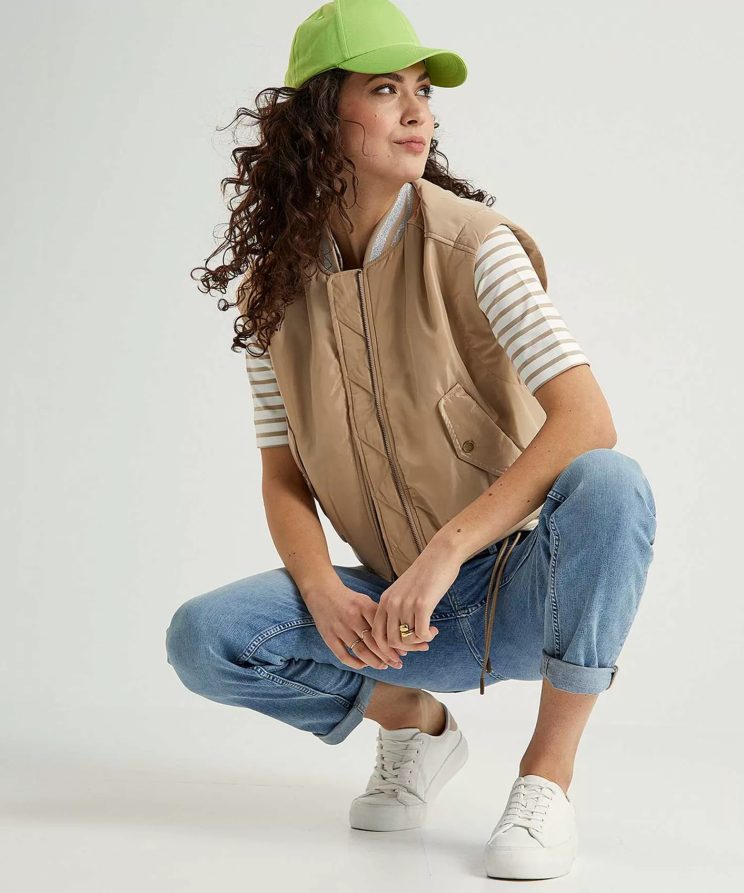 Summum Bomber Corta Hot