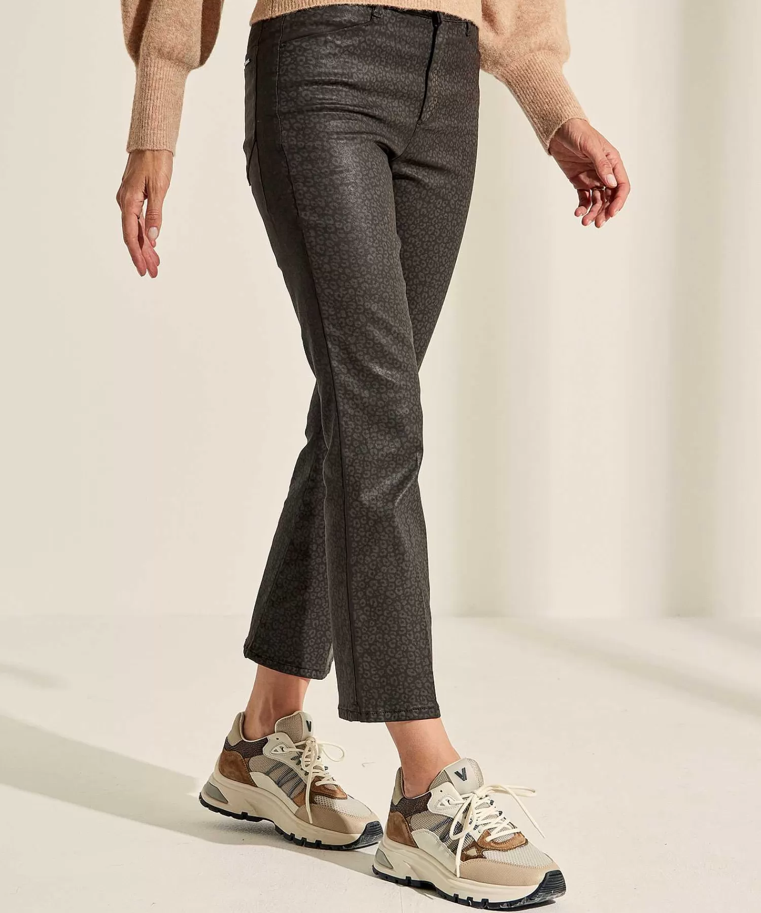 Brax Pantalon Revestido Estampado Pantera Maron S Outlet