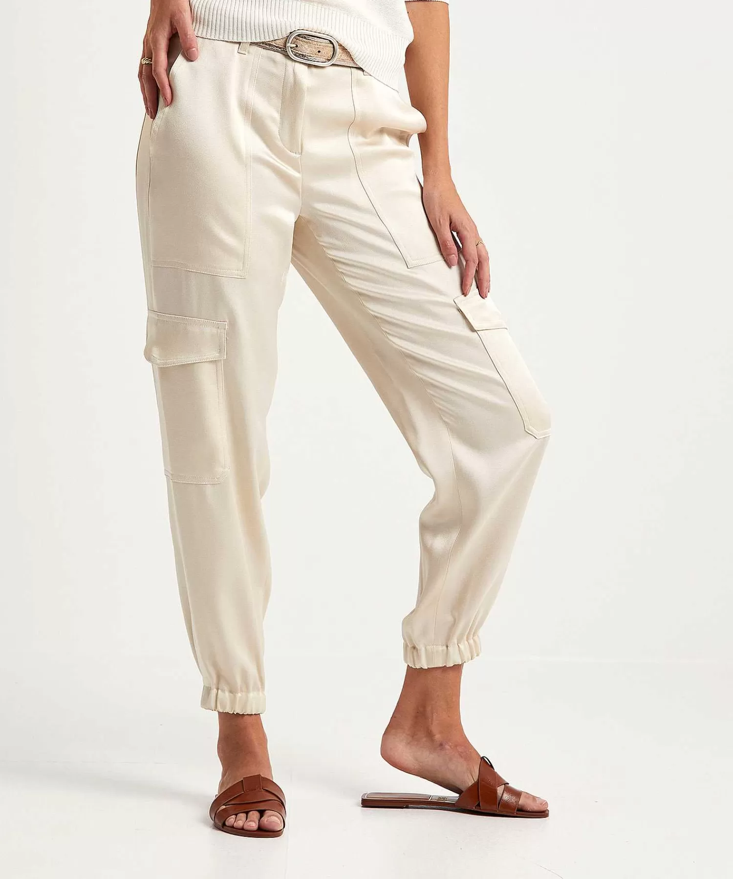 Cambio Pantalon Cargo Sedoso Karo Outlet