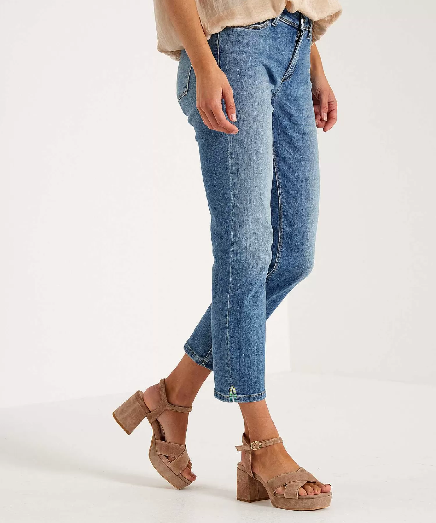 Cambio Vaqueros Capri Piper Detalle De Strass Hot