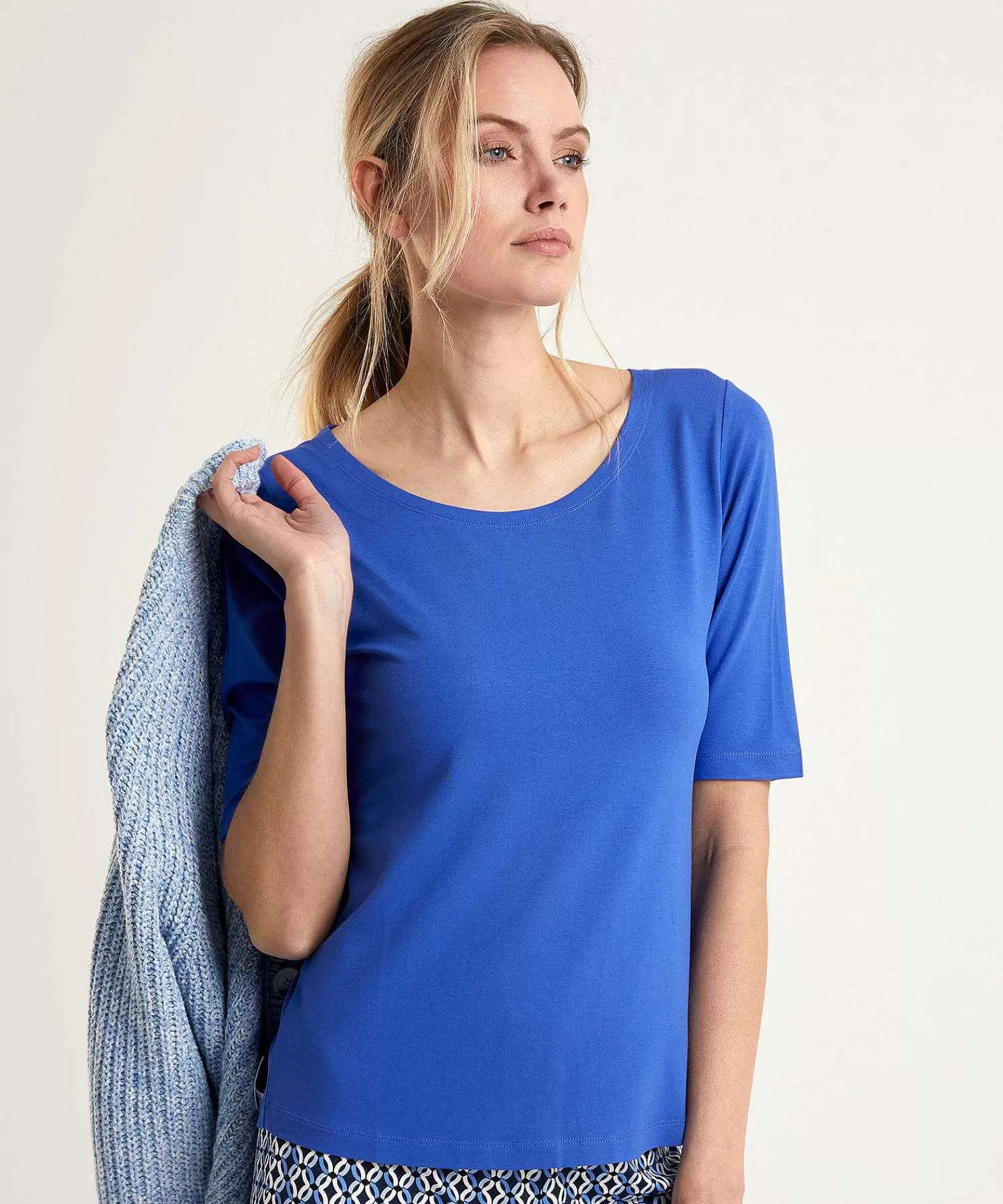 * Camisa Essentials Manga Corta Discount