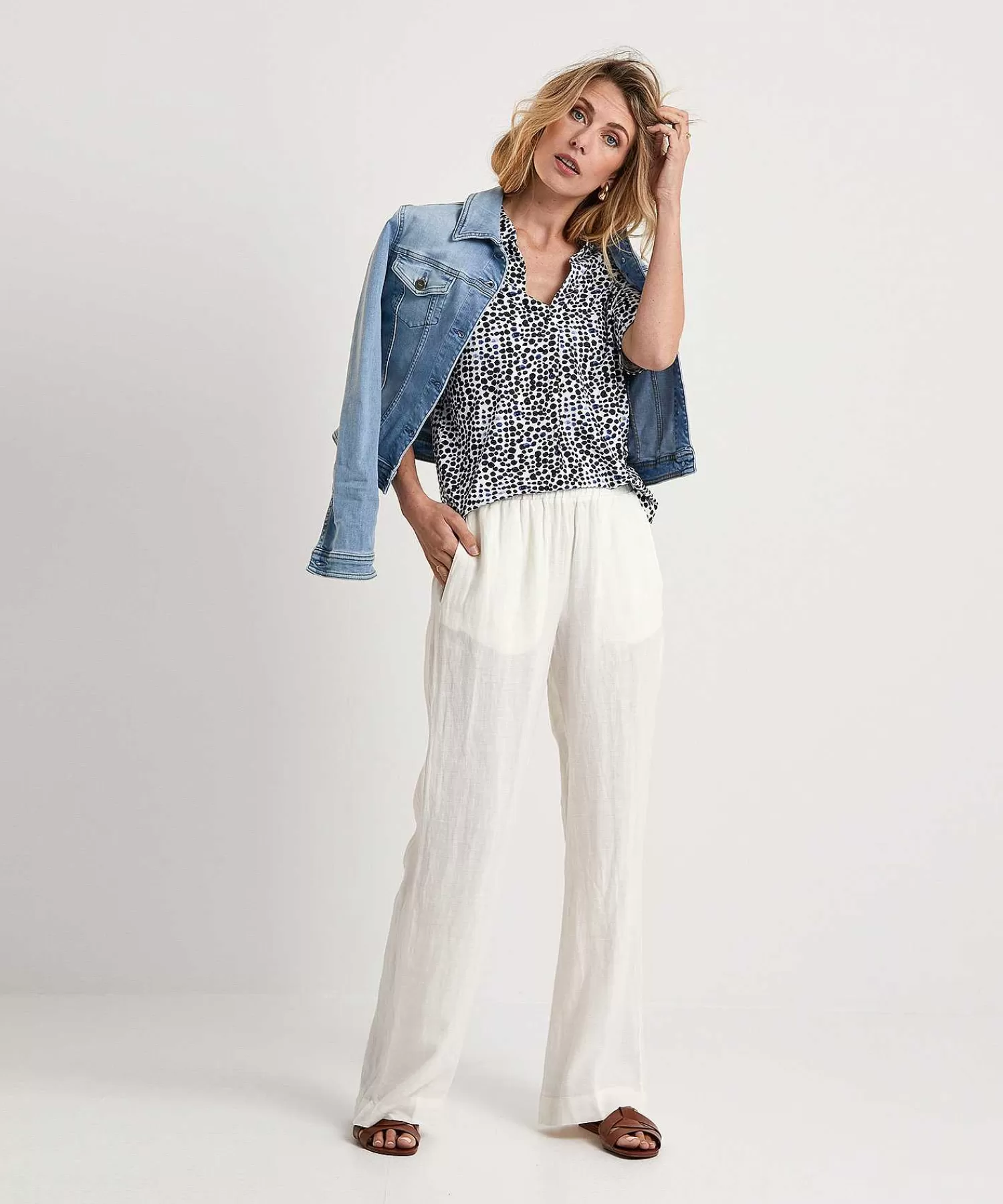 * Camisa Con Cuello De Pico Y Lunares Plisados De Online
