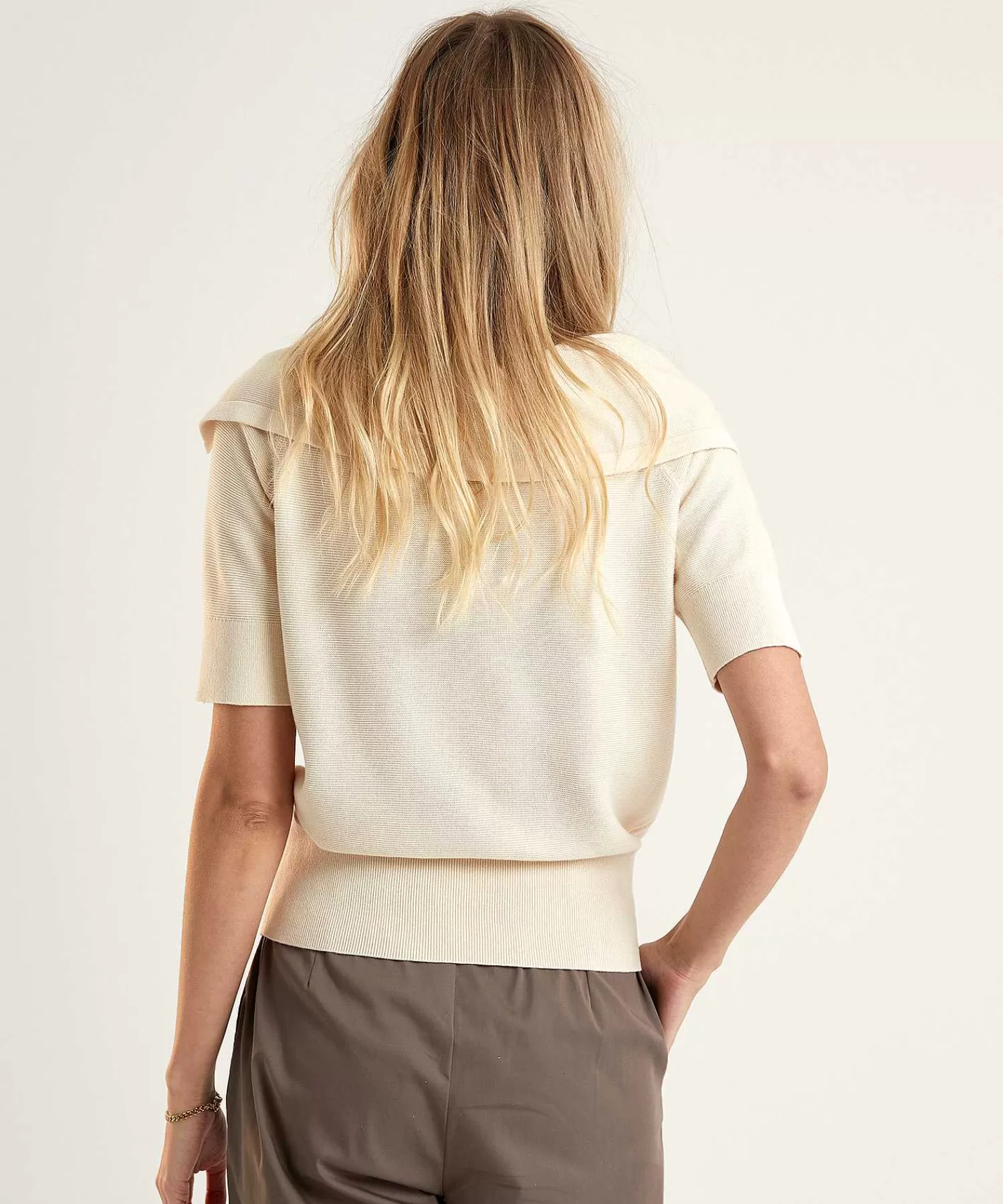 Caroline Biss Sueter Cuello Asimetrico Online