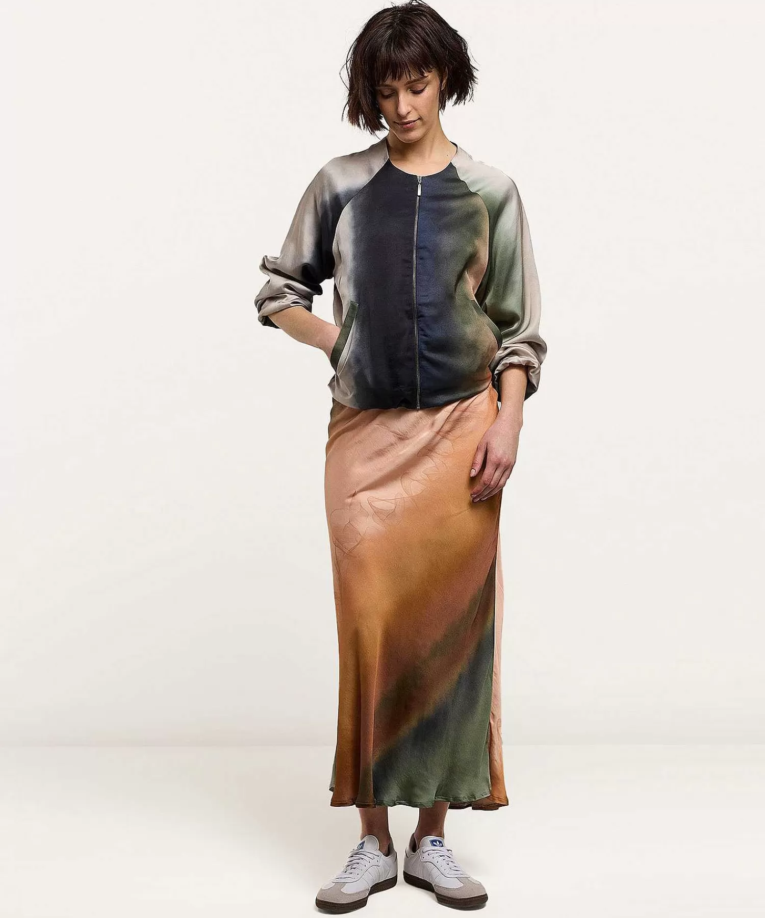 Summum Cazadora Bomber Sedosa Con Estampado Descolorido Flash Sale