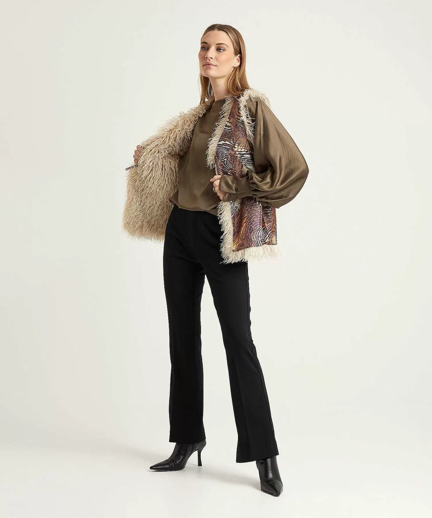 Summum Chaleco Fluffy Fun Fur Reversible Discount