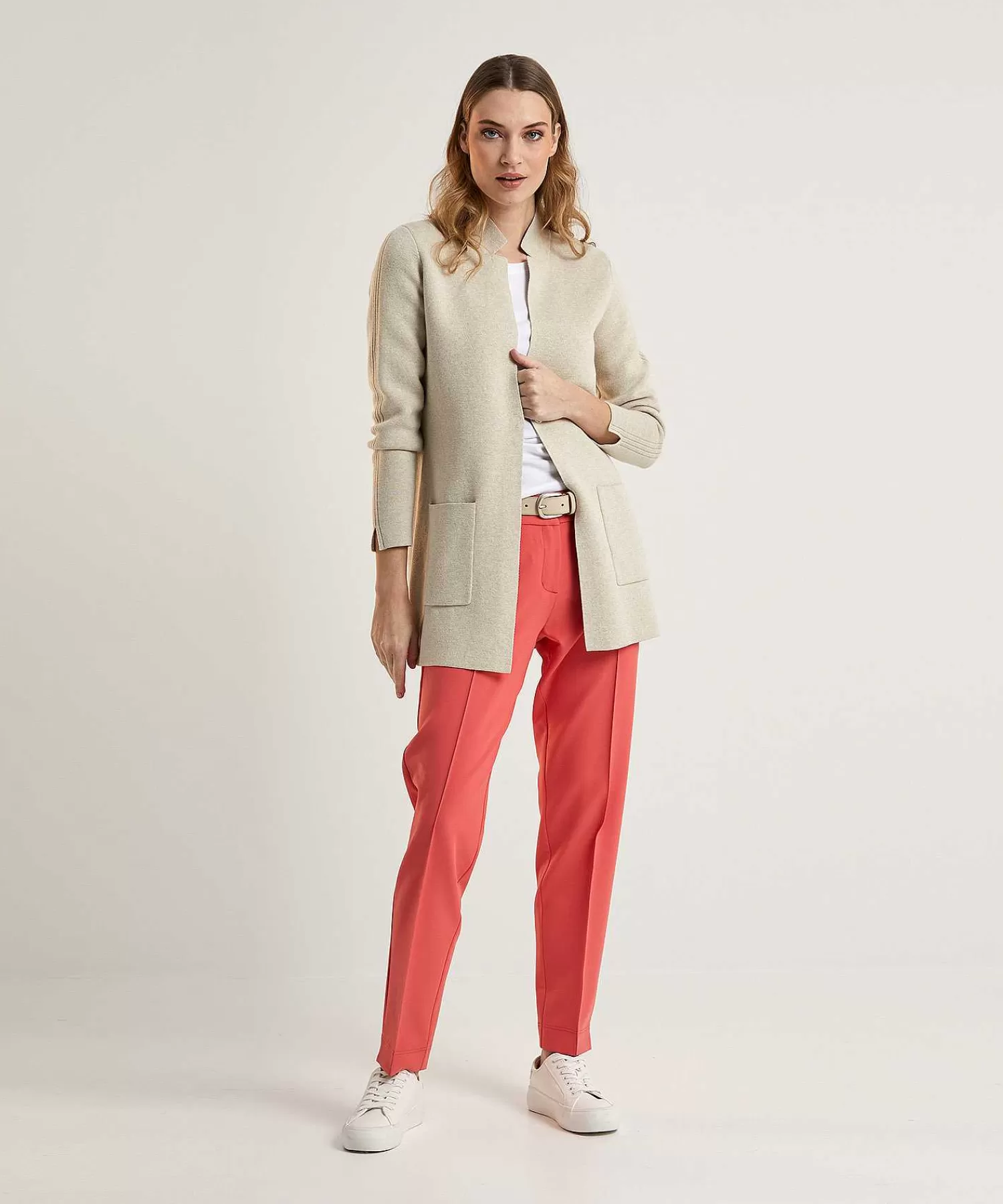 * Chaleco Tipo Blazer De Longitud Media Puntaknit Outlet