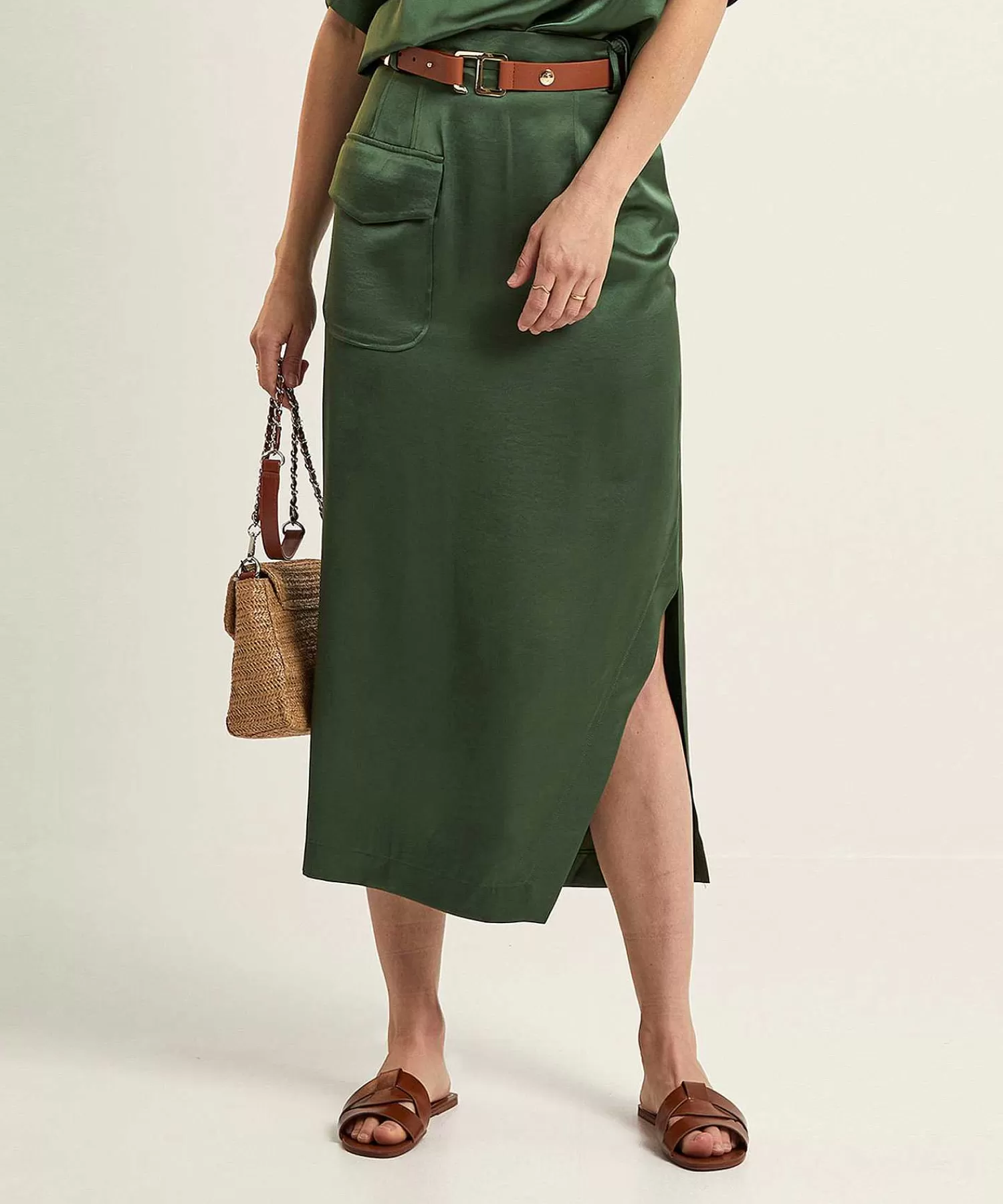 Caroline Biss Falda Cargo Sedosa De Fashion