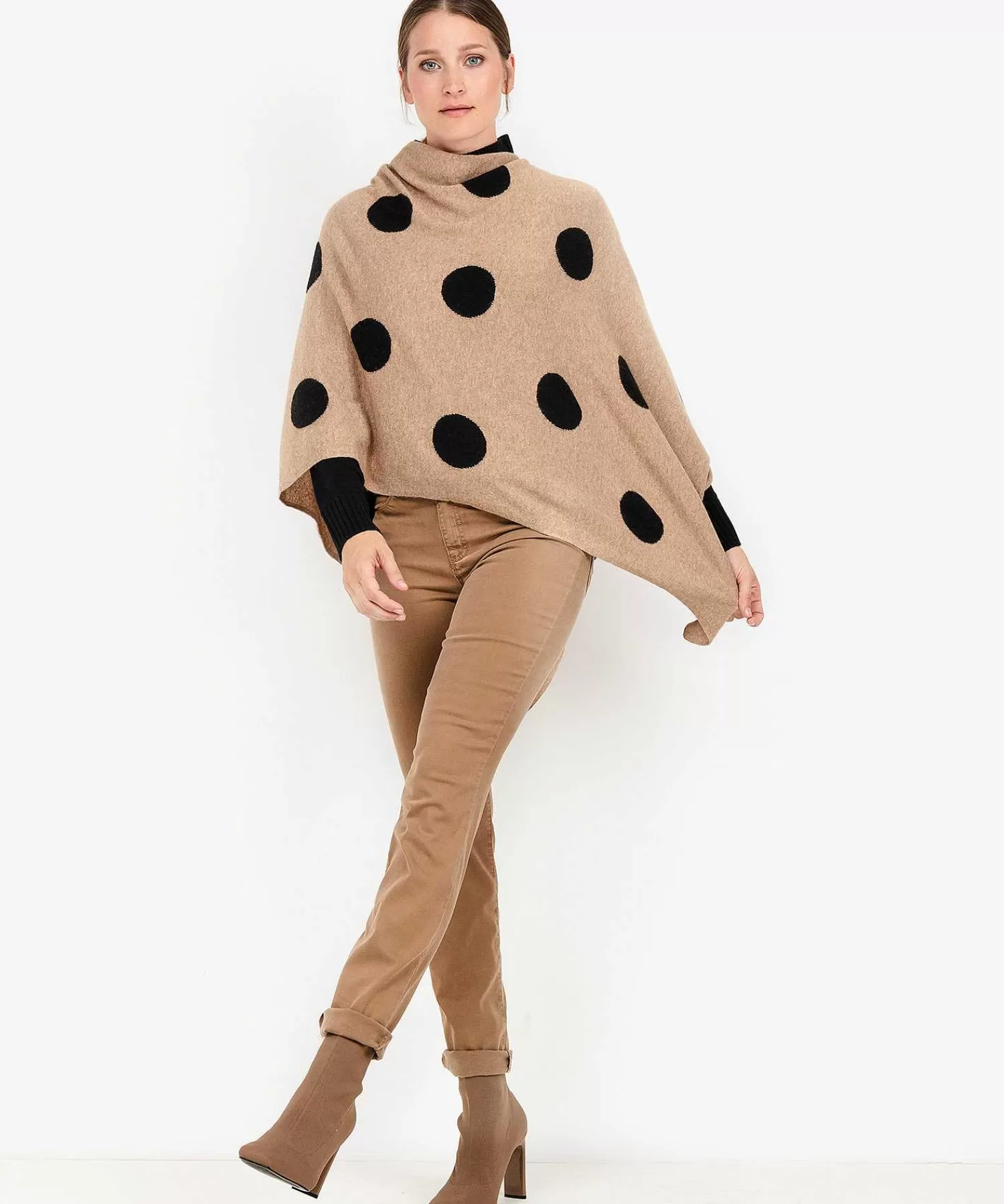 GIULIA E TU Cape Dot New