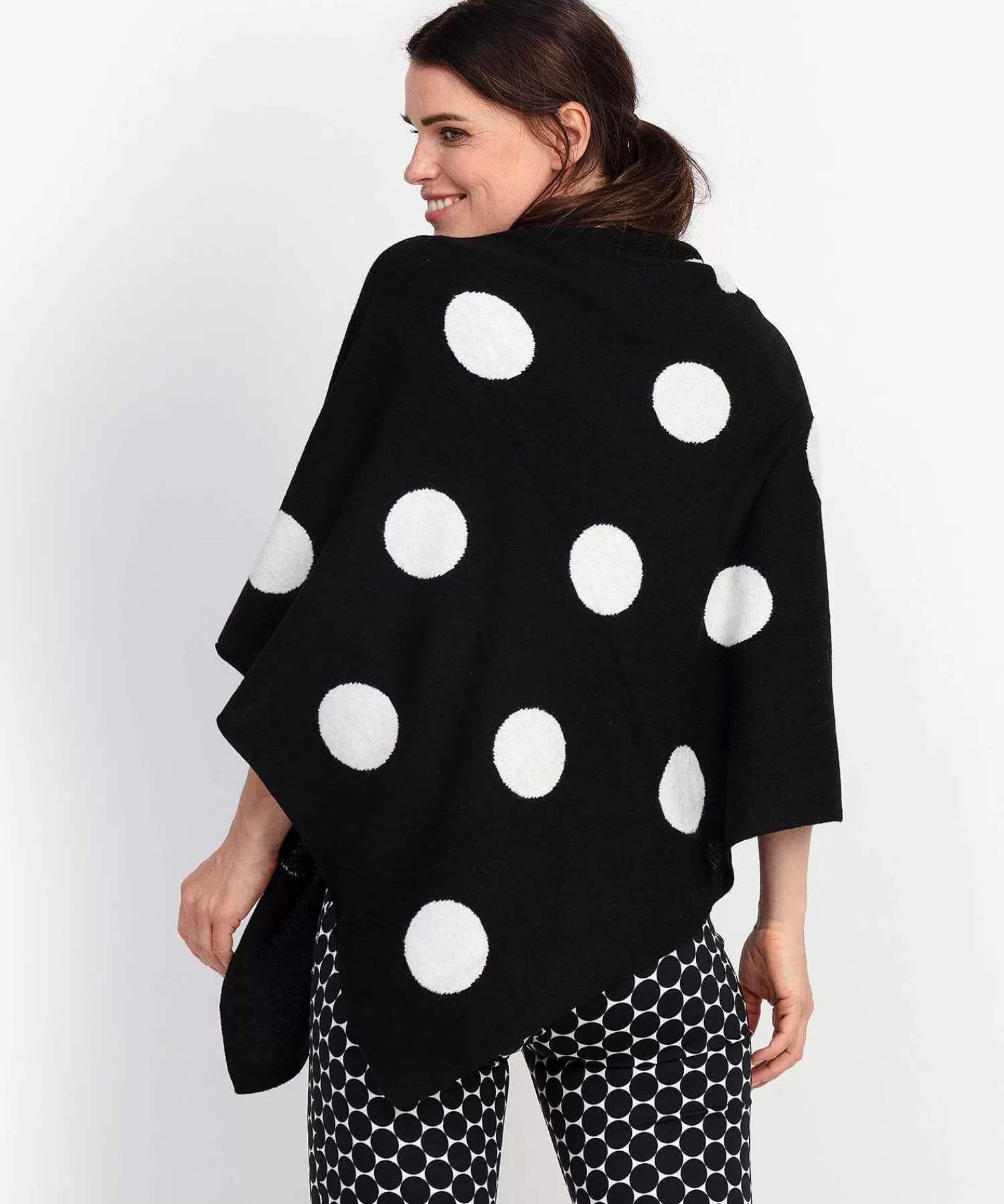 GIULIA E TU Cape Dot Discount