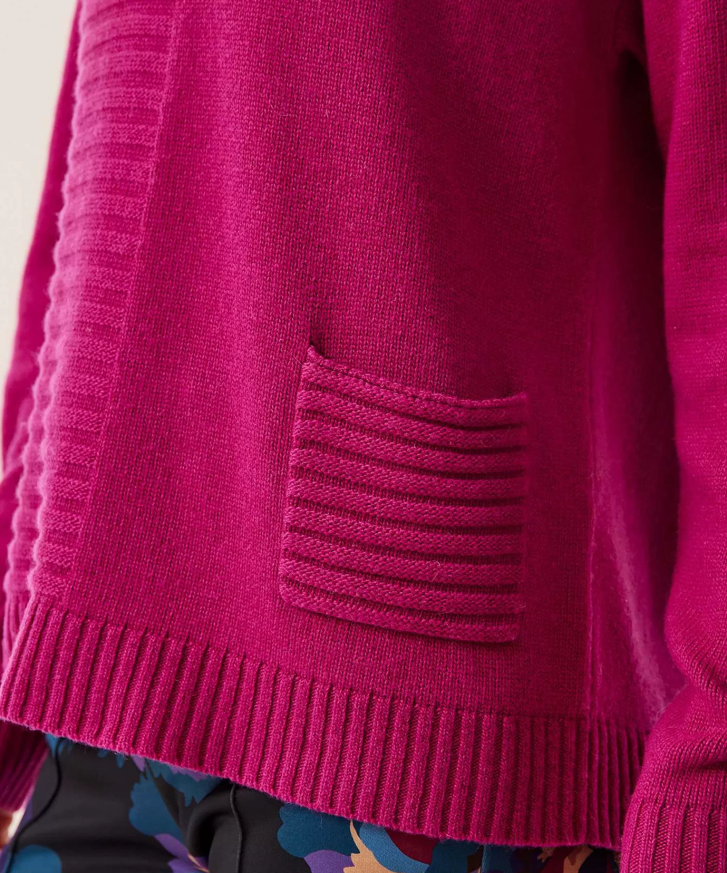 * Jersey Cuello Redondo Con Bolsillo Sale