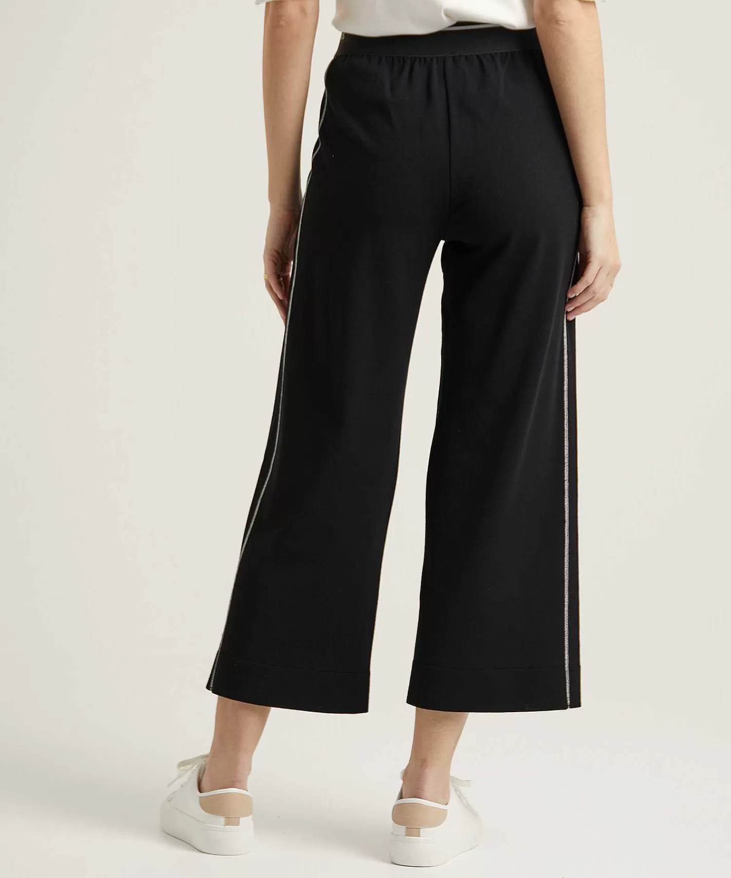 Marc Cain Sports Jersey Con Pantalones Cortos Deportivos Marc Cain Hot