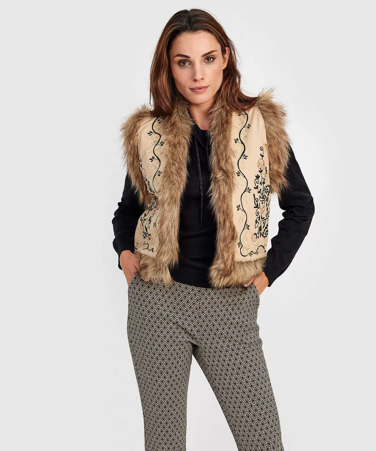 * Jersey De Cuello Alto Con Cordon De Hot