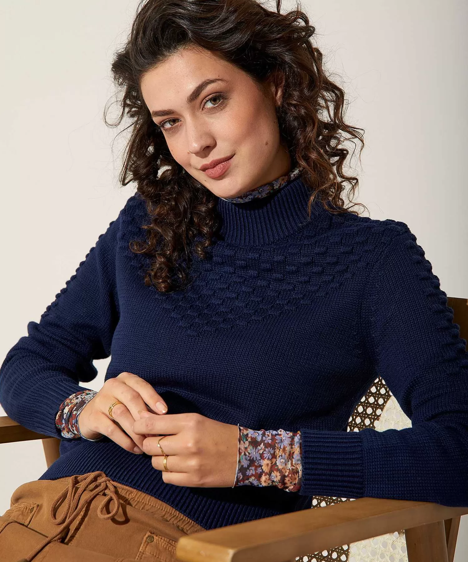 Emotions Jersey De Cuello Alto Con Lunares De Cheap