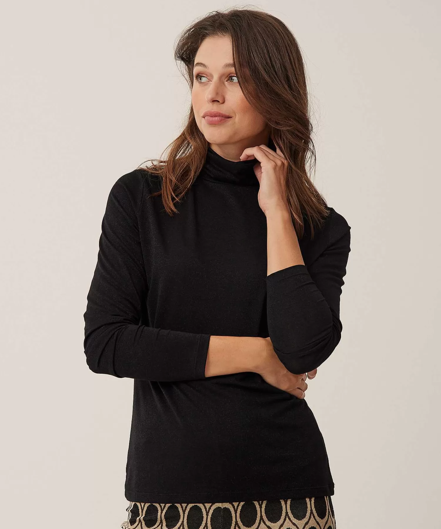 No Man's Land Jersey De Cuello Alto De Tierra De Nadie De Lurex Flash Sale