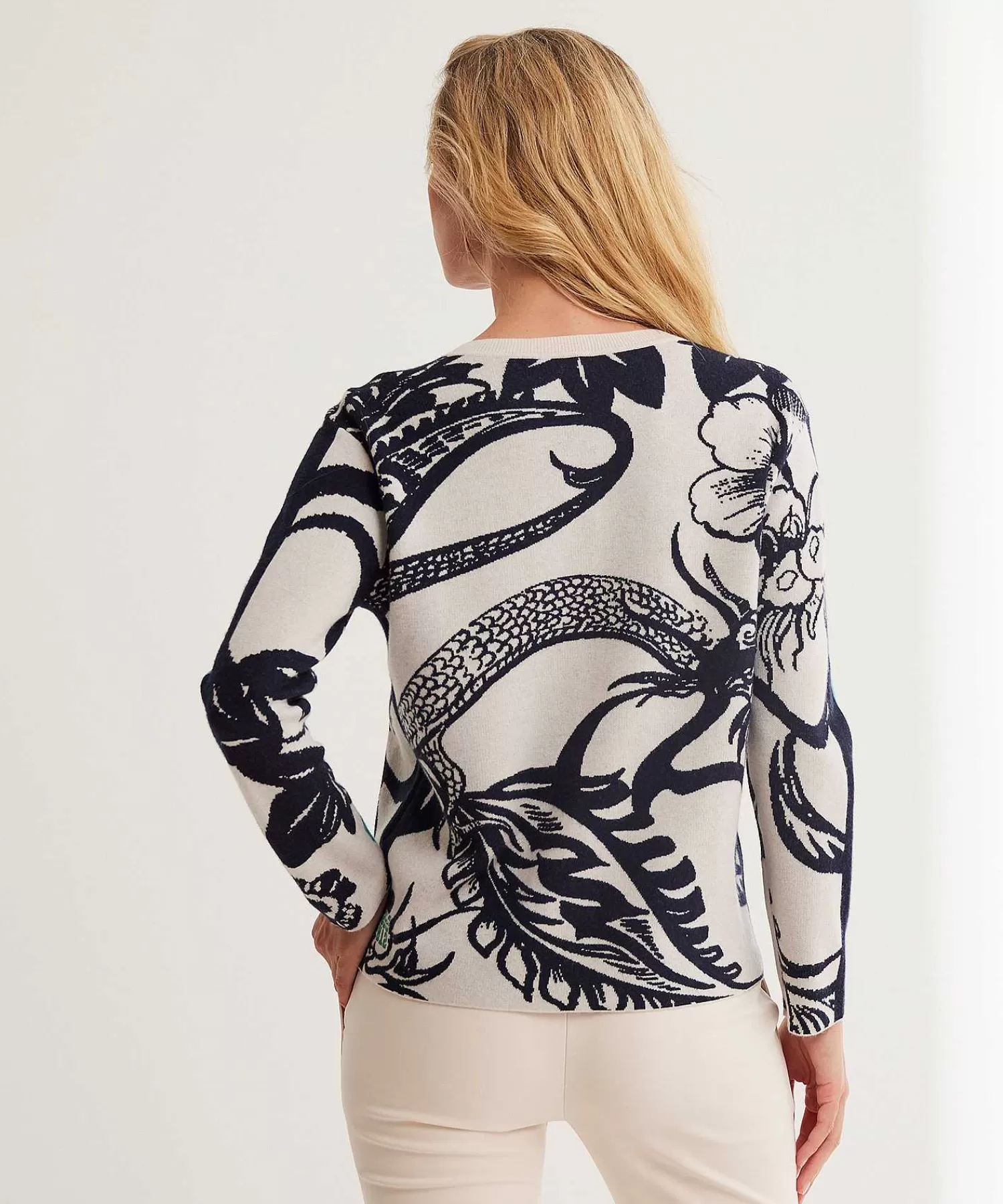 Marc Cain Sports Jersey Deportivo De Jacquard Con Ribete Y Estampado Floral De Marc Cain Store