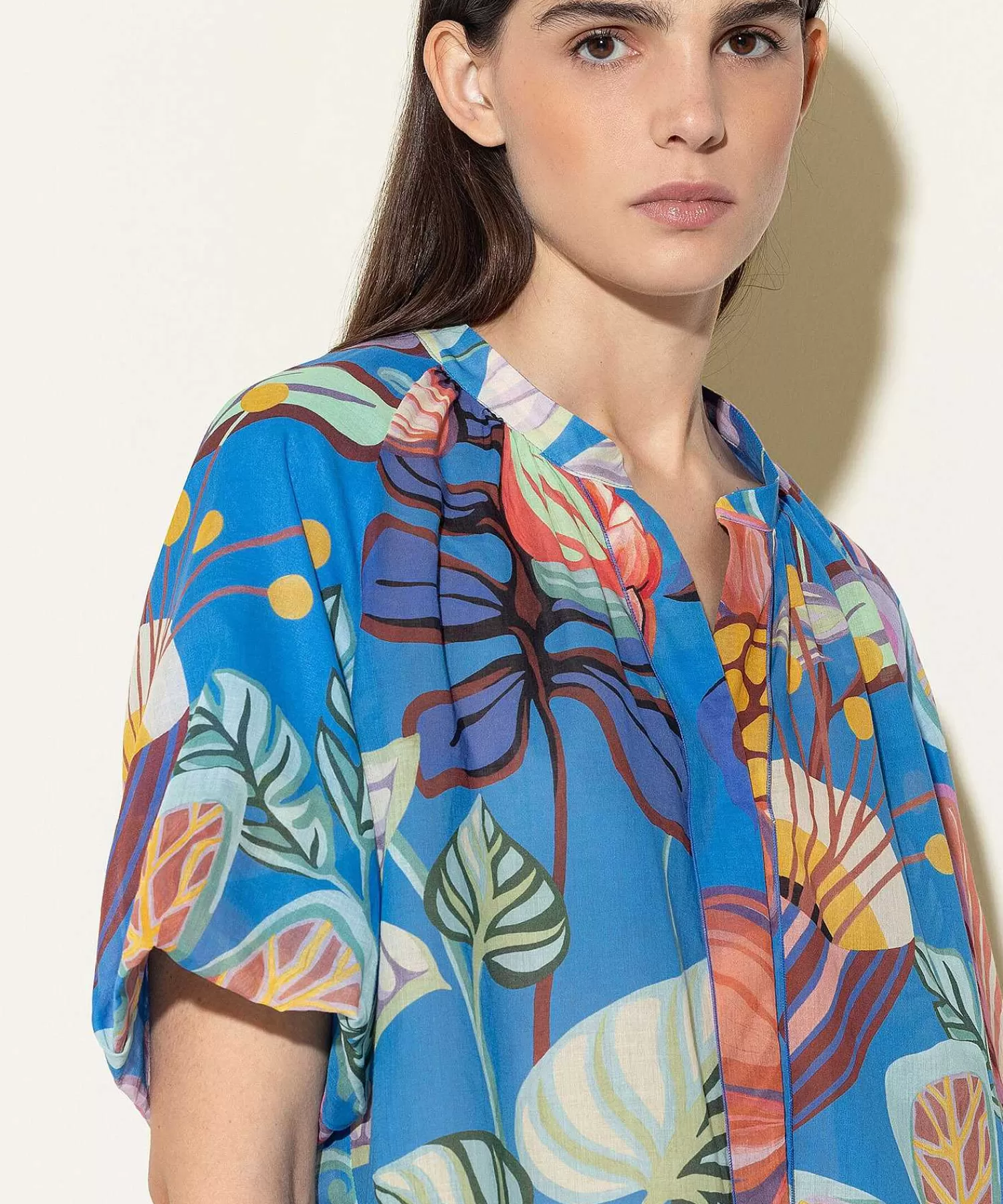 Luisa Cerano Blusa Estampado Flores Tropicales Flash Sale