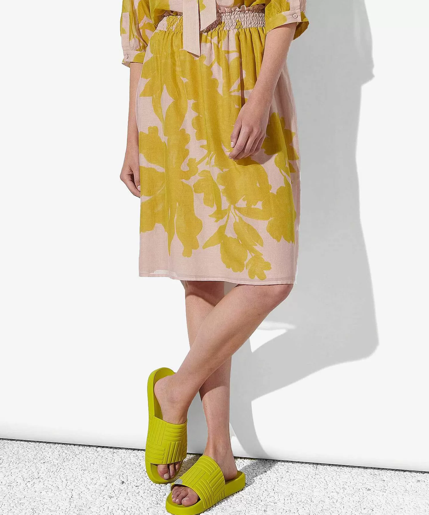 Luisa Cerano Falda Bata Estampado Flores New
