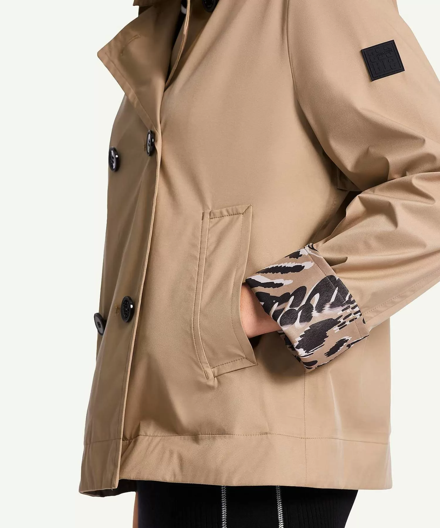 Marc Cain Sports Marc Cain Chaqueta Corta Deportiva Cruzada Con Gorro De Pescador Discount