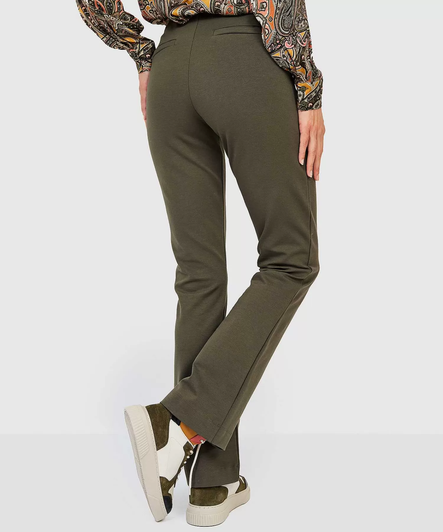 * Pantalon Acampanado Bolsillo Punta Outlet