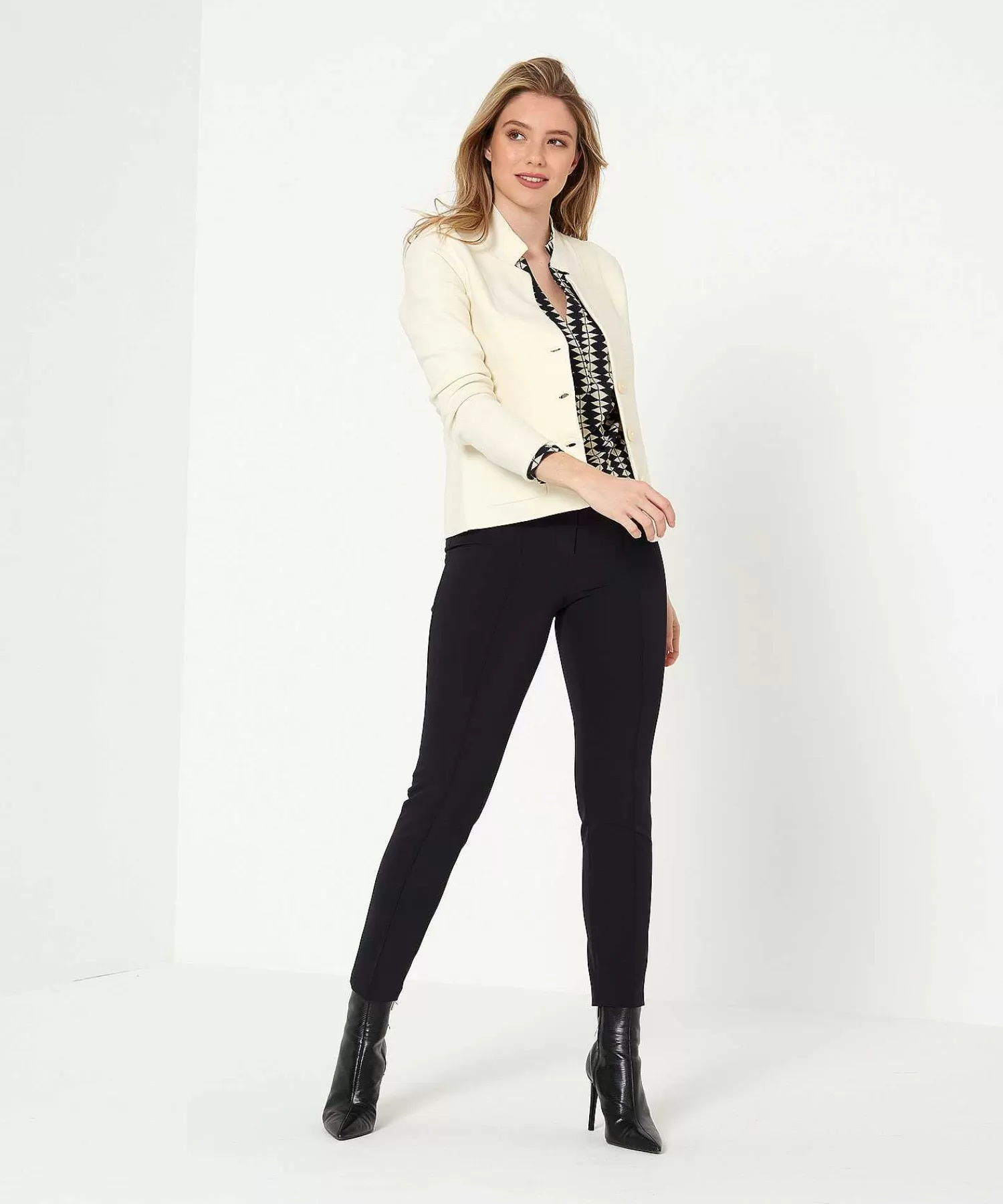 Cambio Pantalon Techno Suave Con Costura Parcial Ros Store
