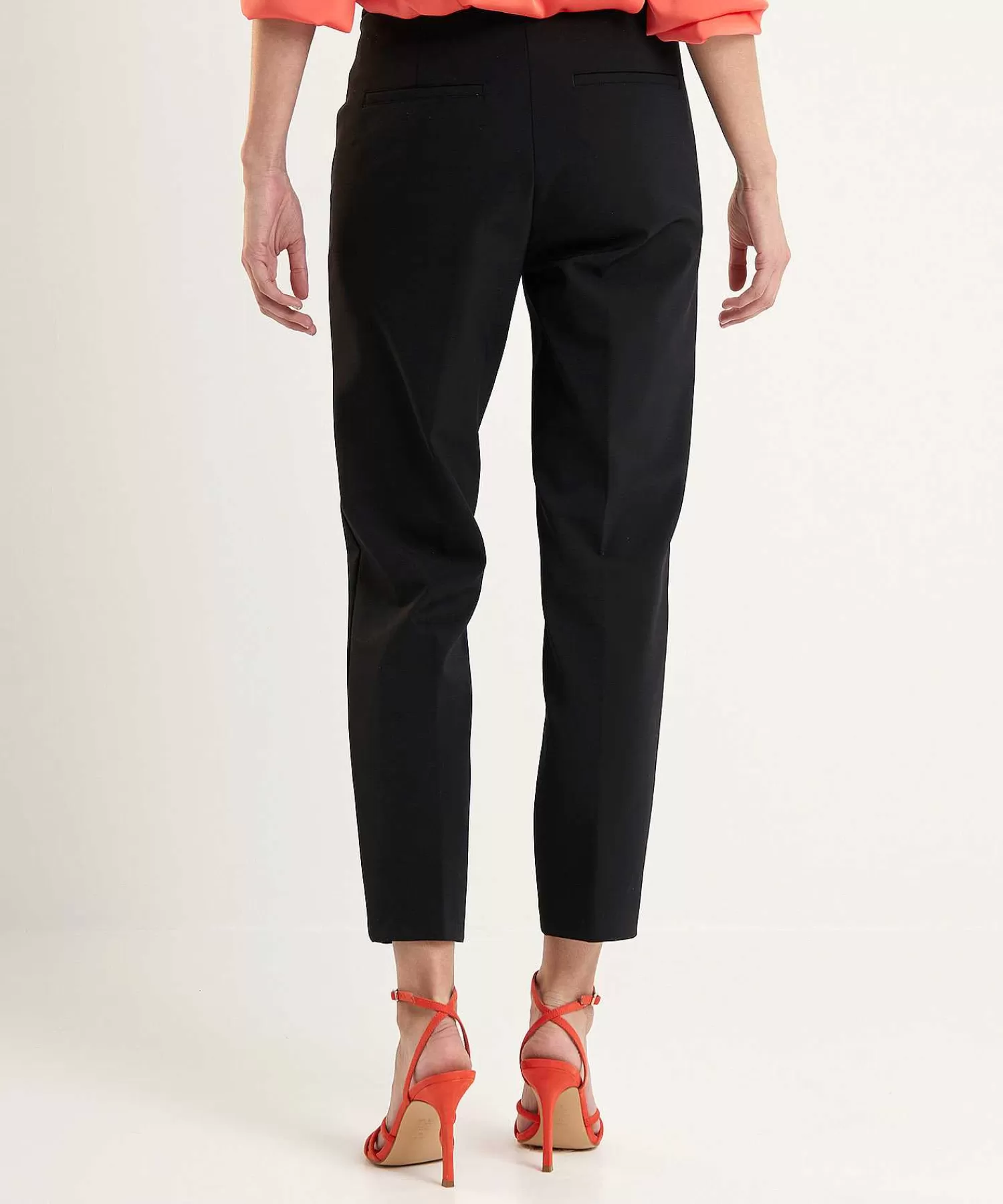 Cambio Pantalones Cortos Escarlata New