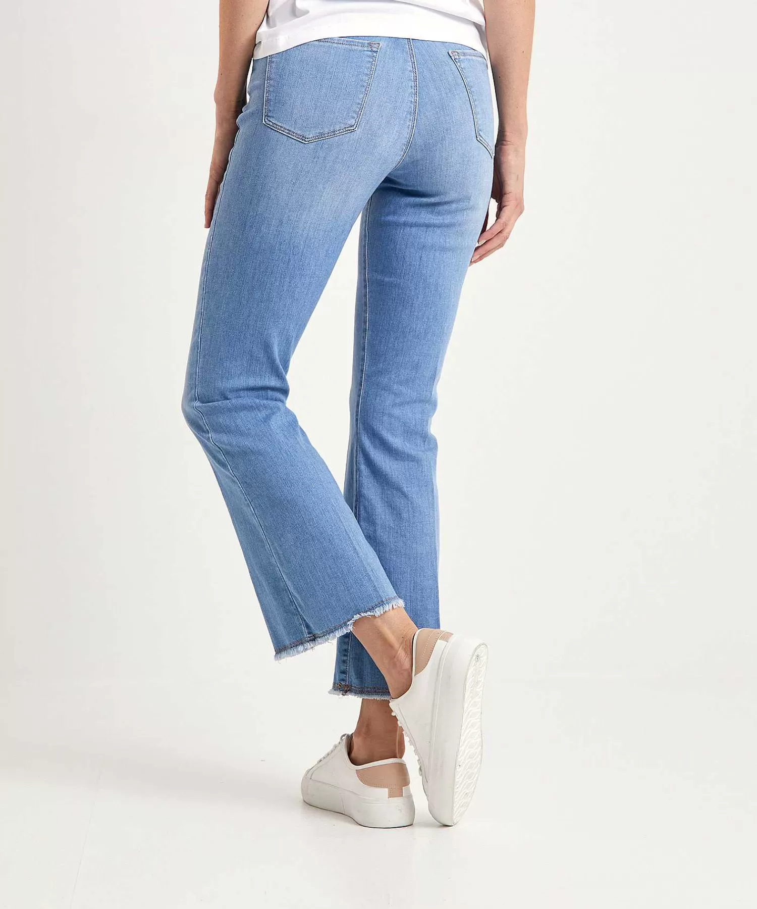 Brax Vaqueros Kick Flare Shakira Shop