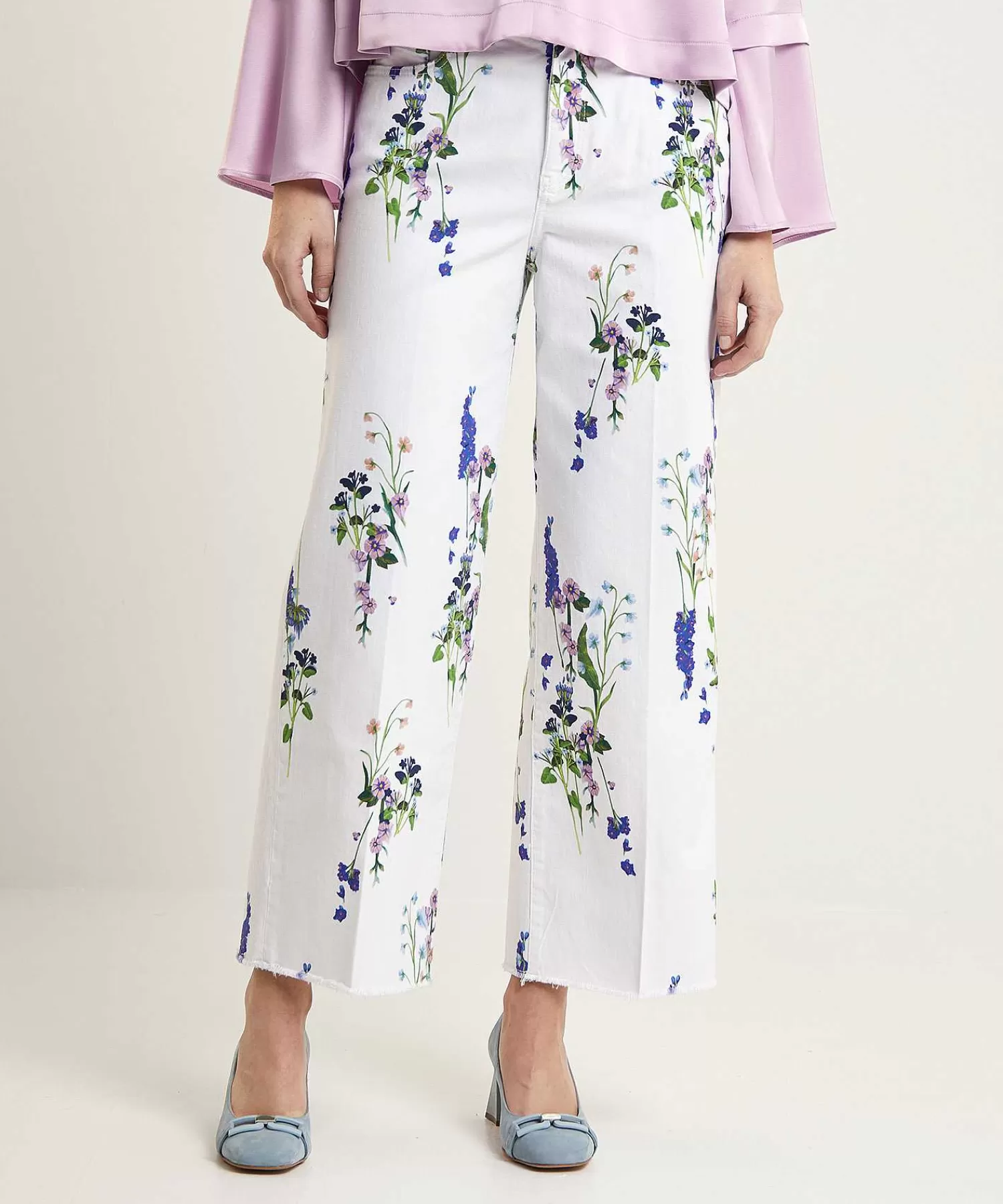 Marc Cain Collections Vaqueros Capri Con Estampado Floral De Marc Cain Wylie Cheap