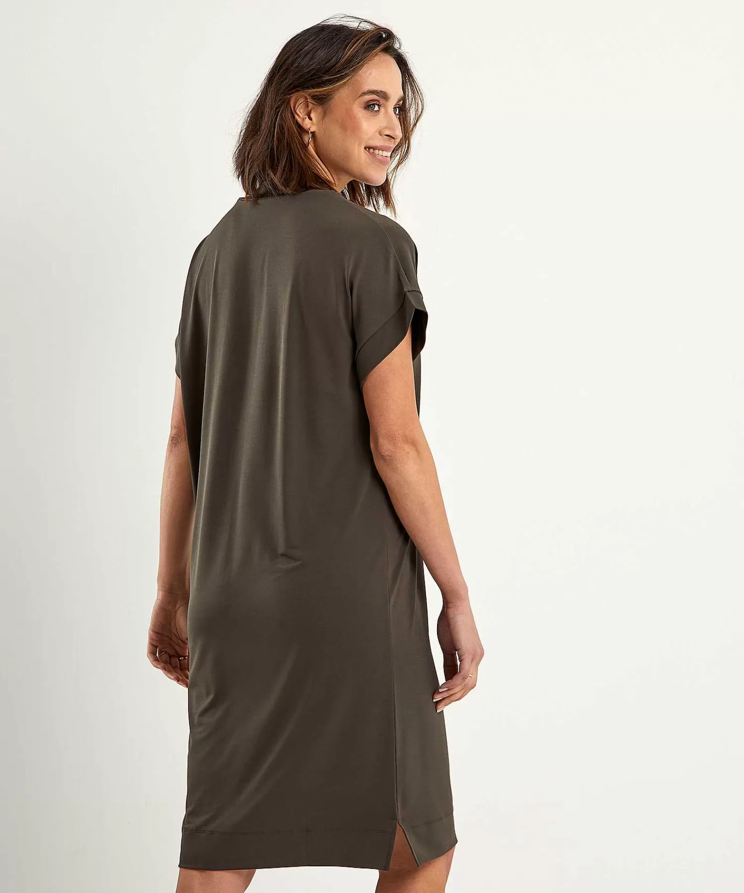 KYRA Vestido Ajustado Con Cuello En V Y Disco Discount