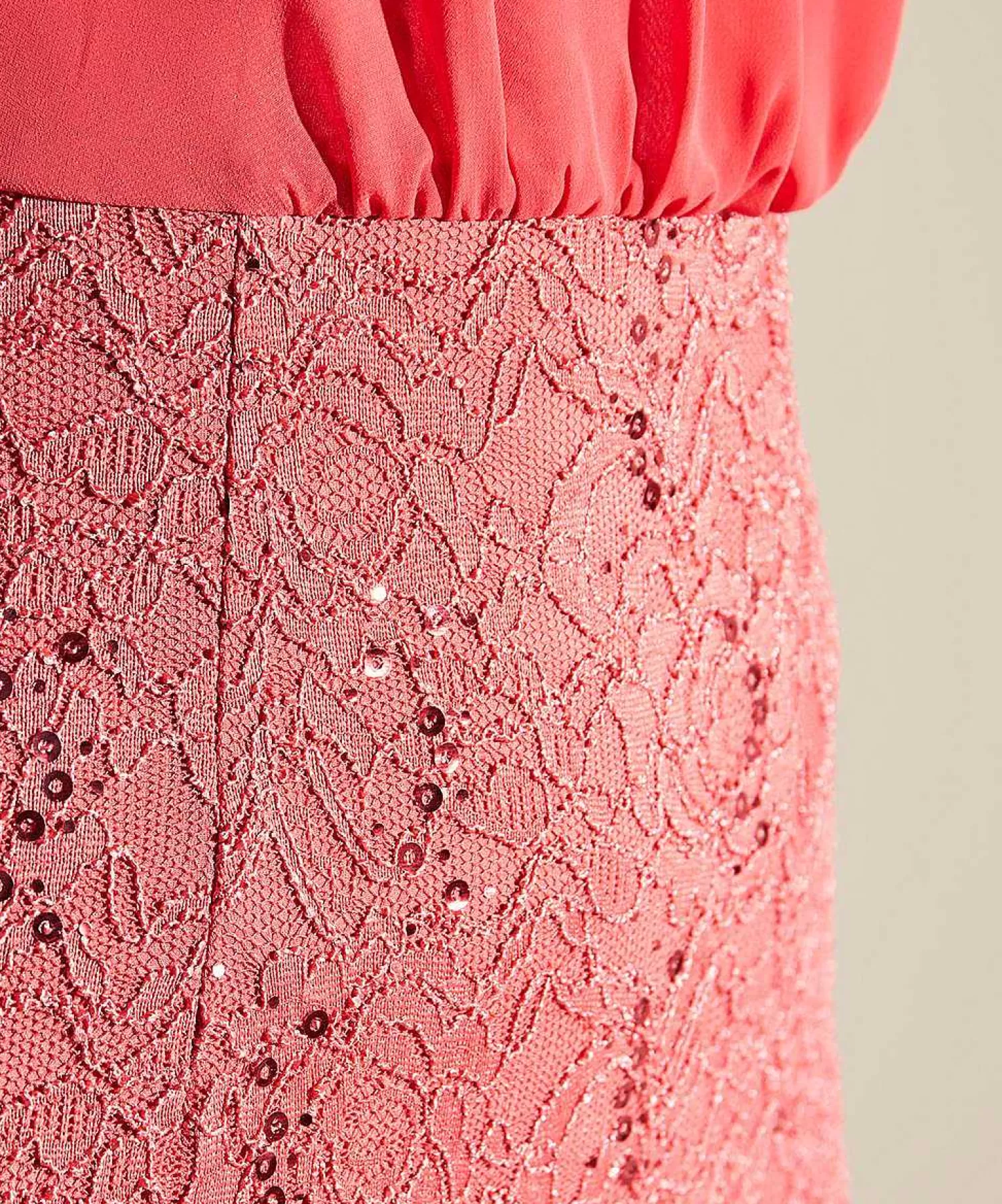 Swing Vestido Con Vuelo De Gasa Y Encaje New
