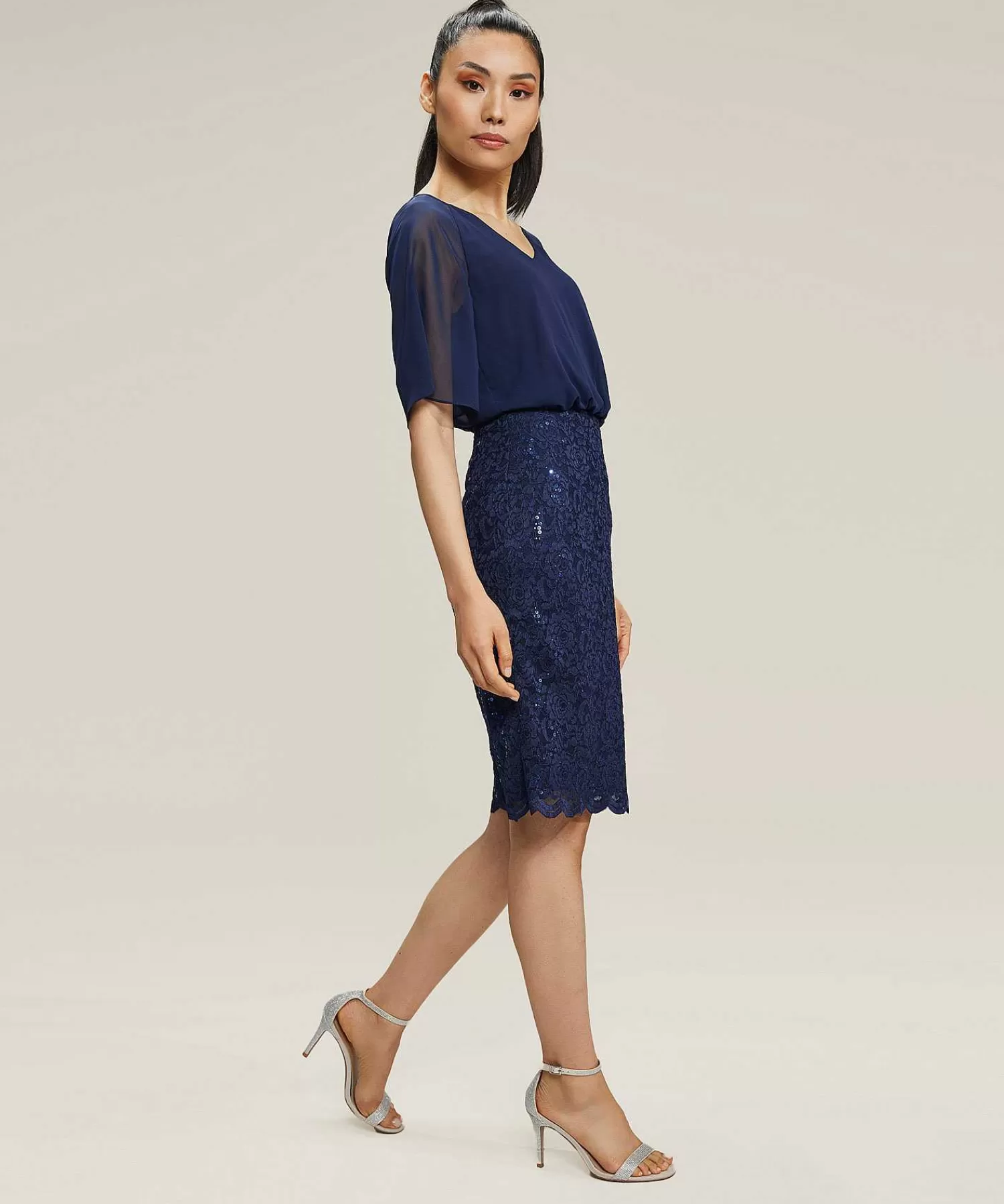 Swing Vestido Con Vuelo De Gasa Y Encaje Store