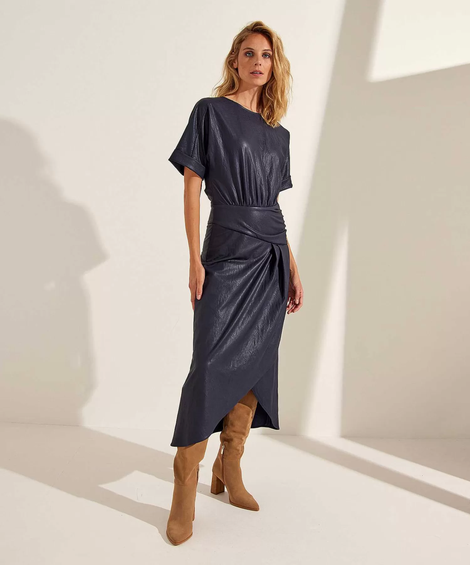 Caroline Biss Vestido De Cuero Vegano Online
