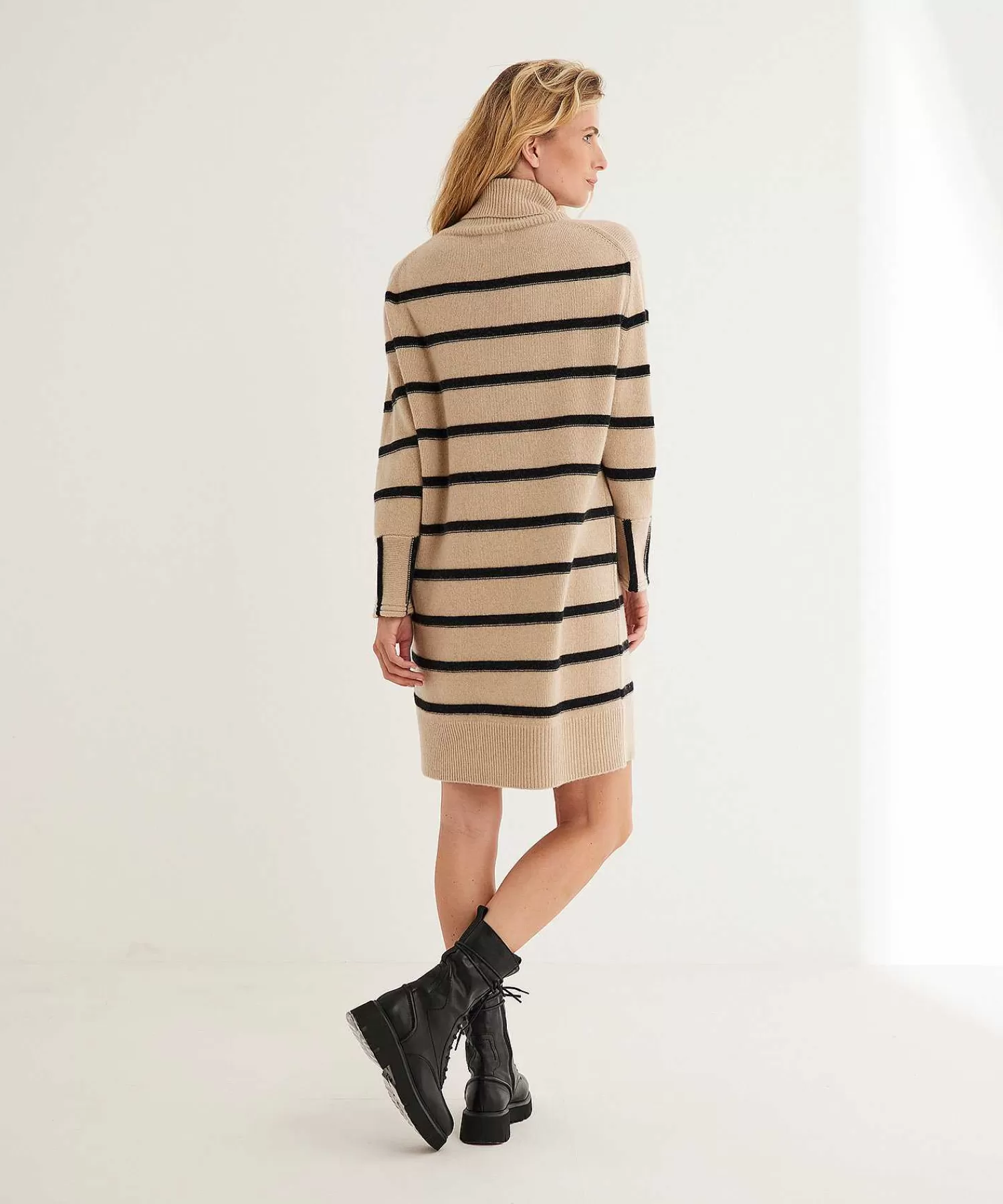 Due Amanti Vestido Extragrande De Punto A Rayas Raman Best Sale